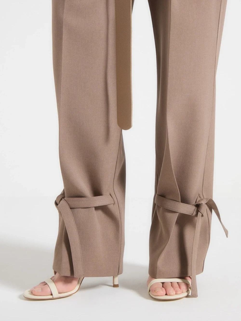 Maniere De Voir Suzanne tailored trouser with belt and ankle ties size 10 NWT - Picture 4 of 11